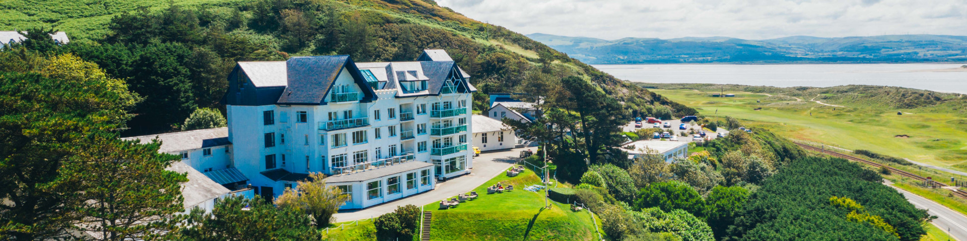 HOTEL FROM OUTSIDE 2